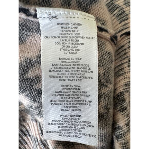 EQUIPMENT Femme Printed 100% Cashmere Crewneck Sweater Large - Picture 8 of 8